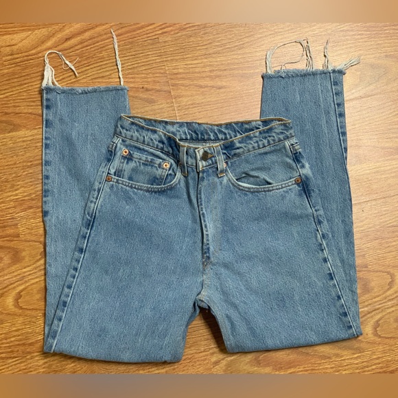 Vintage Levi’s 550’s - Picture 2 of 6